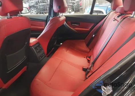 2015 BMW 335I xDrive z USA, uszkodzony, nr VIN WBA3B9G52FNR93071